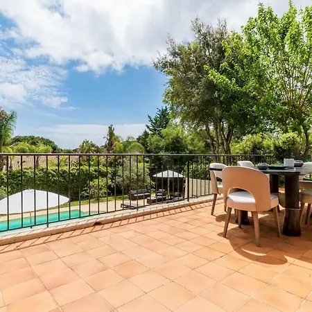St-tropez/ramatuelle : 5br Avec Piscine Apartment Saint-Tropez