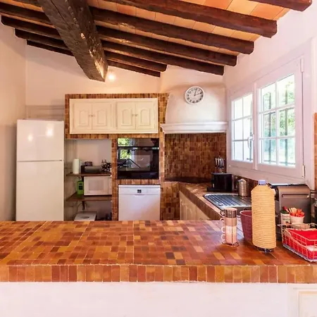 St-tropez/ramatuelle : 5br Avec Piscine *