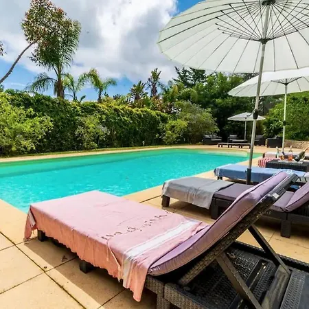 St-tropez/ramatuelle : 5br Avec Piscine *